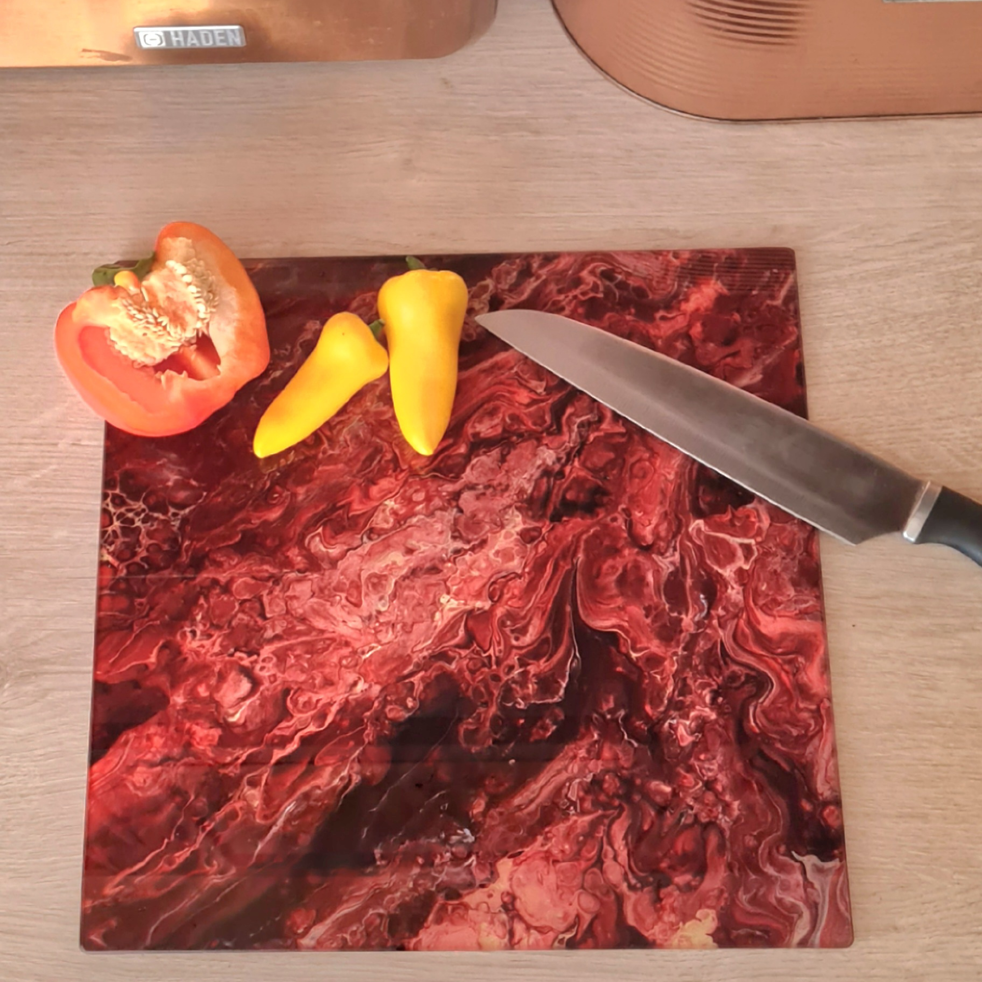 Dragon’s Fire Classic Glass Chopping Board – Square